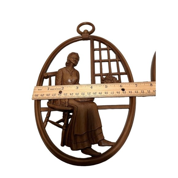 Syroco Wall Hanging Art Plaques Mid Century MCM Pilgrims John and Priscilla - Picture 8 of 10